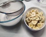 Foto del passaggio 1 della ricetta Torta banane e cioccolato senza burro