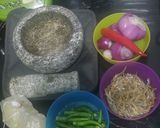 Gambar langkah 2 resipi Sambal tempoyak ikan bilis.