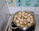Foto langkah ke 4 dari resep Kuah Bakso SatSet Sedap.