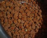 A picture of step 2 of Spicy Black Chickpea Salad.