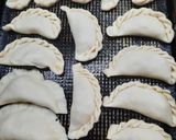 Foto del paso 8 de la receta: Empanadas de pescado (boga)