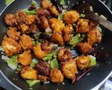 A picture of step 5 of Crispy Chilli Prawns.