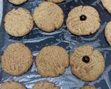 A picture of step 6 of Peanut Butter Cookies.