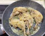Serpenyőben vajon sült csirkecomb gluténmentesen recept fázis 3 fotója
