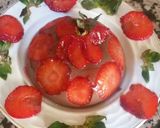 Une image de l'étape 3 de Dôme aux fraises.
