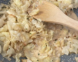 Une image de l'étape 3 de 🌿 Saumon fumé & son chou blanc à la crème 🌿.