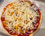 Hình bước làm 2 của món Pizza Tôm / Pizza Xúc Xích