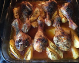 Foto del paso 2 de la receta: Muslos de pollo asados con ayudas enlatadas