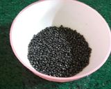 A picture of step 1 of Dal Makhani.