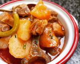 Foto del paso 9 de la receta: Patatas estofadas con costillas y alcachofas