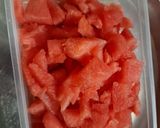 A picture of step 1 of Watermelon ice gola.
