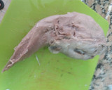 Foto del paso 1 de la receta: Lengua estofada con vino tinto