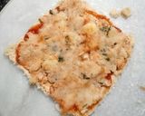 A picture of step 3 of Stuffed Bread lollipops.