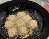 รูปขั้นตอนการทำที่ 3 ของ หมูก้อนวุ้นเส้นทอด