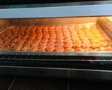 Foto langkah ke 7 dari resep Crunchy Oatmeal Raisin Cookies.