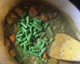 A picture of step 6 of Chickpea, squash and green bean curry - vegan.