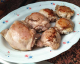 Foto del paso 1 de la receta: Pollo en salsa de mamá