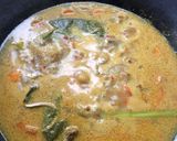 Foto langkah ke 8 dari resep Fillet Dori Masak Santan Kuning.