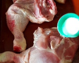 Foto del paso 2 de la receta: Cuartos de pollo al horno