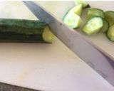 A picture of step 4 of Cucumber salad with sesame.