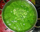 A picture of step 6 of Creamy Palak Matar Curry.