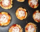 Foto langkah ke 4 dari resep Pizza roti tawar.