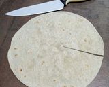 Foto del paso 1 de la receta: Quesadillas de jamón braseado y queso edam