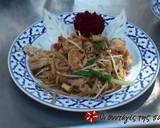 Phad Thai (ταϊλανδέζικα noodles) με γαρίδες φωτογραφία βήματος 11