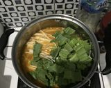 Foto langkah ke 7 dari resep Seblak Kerupuk Simple & Hemat.