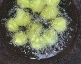 A picture of step 4 of Delhi Style Ram Ladoo.