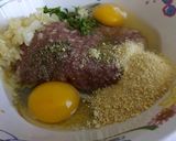 Foto del paso 1 de la receta: Albóndigas en salsa de tomate