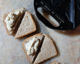 Une image de l'étape 4 de Sandwich au fromage 🧀.