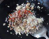Foto langkah ke 2 dari resep Tumis Daun Singkong Teri Tempe.