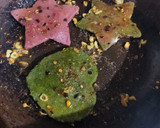 A picture of step 18 of Spinach Beets Ravioli with Minced Mushroom in Bachmel Sauce.