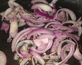A picture of step 4 of Bhindi ka Salan.