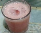 A picture of step 2 of Strawberry Grapefruit juice.