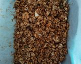 Foto langkah ke 3 dari resep Granola coffee Bars.