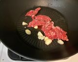 沙茶菠菜炒牛肉的食譜步驟3照片