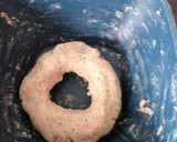 Foto del paso 1 de la receta: Falso Bagel de dos ingredientes (garbanzo y kéfir)