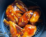 Gambar langkah 5 resipi Kepak Ayam Madu BBQ.