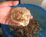 Foto del passaggio 3 della ricetta Ravioli giapponesi GYOZA