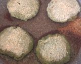Foto del passaggio 7 della ricetta Hamburger di lenticchie e spinaci per bimbi sani e felici
