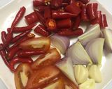 Gambar langkah 2 resipi Sambal Belacan Goreng.