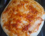 Foto langkah ke 7 dari resep Pizza sosis Simple Takaran sendok Rasanya Juara.