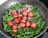 Foto del paso 4 de la receta: CHORIZO Español y Durazno🍑a la🍜Oriental...!
