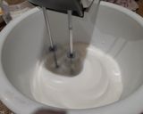 Foto del paso 1 de la receta: Bizcochuelo esponjoso !