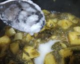 A picture of step 7 of Palak Aloo ki bhujiya.