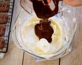 Chocolate Sandwich Cookies / Crispy Cocoa Cookies filled with a Smooth Chocolate Cheese Cream recipe step 12 photo