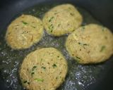 A picture of step 7 of Chicken Resha kabab.