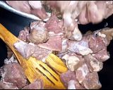 A picture of step 1 of Smoky Beef Karhai.